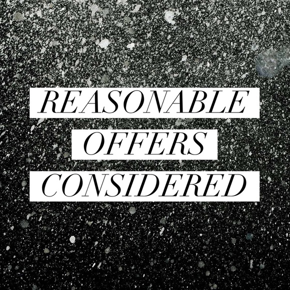 💙Reasonable Offers Considered💙
