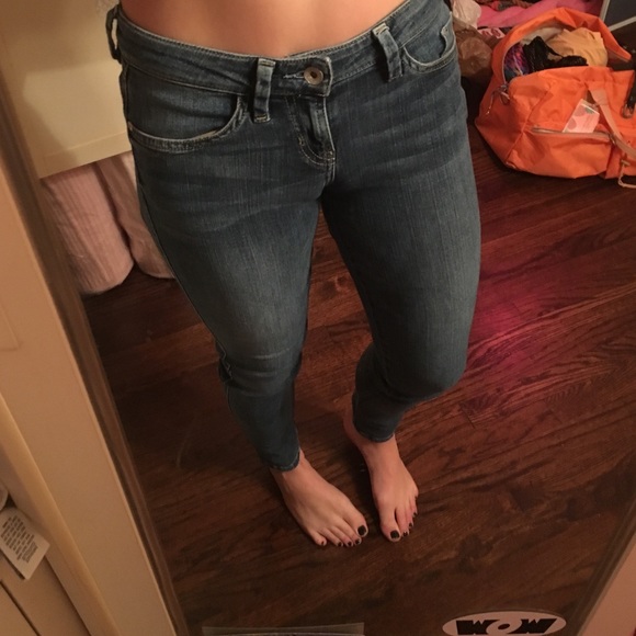 Guess distressed blue jeans