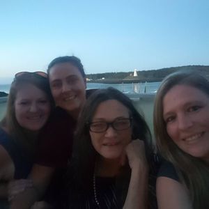 Meet your Posher, Shona