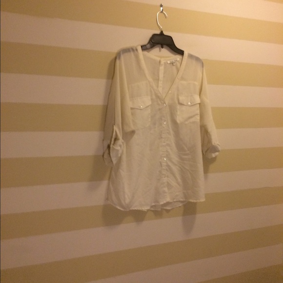 Flowy White Top