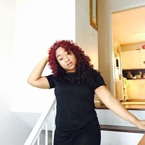 Meet your Posher, Denasia