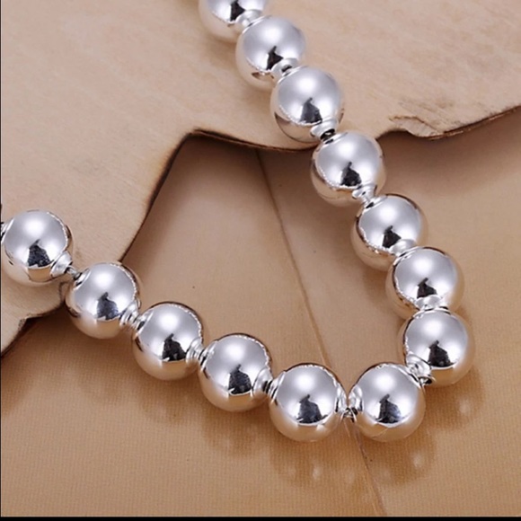 Flash Sale 🎉Silver Ball Bracelet - Picture 2 of 4