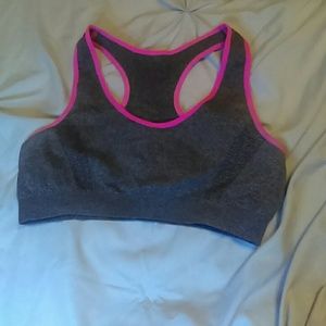 Sports bra