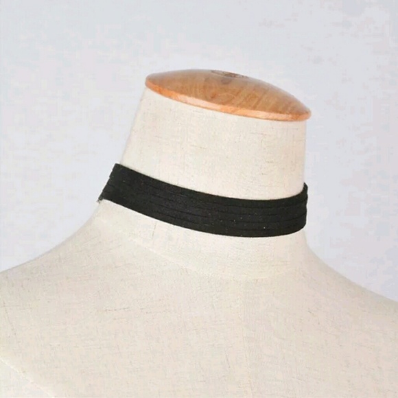 Vegan Suede Choker Black Multi Row NEW - Picture 3 of 5