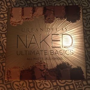 New Naked Ultimate Basic. Never Swatched,Authentic