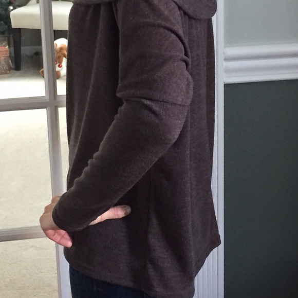 SALE🌹 1 LARGE LEFT Date night  Top🌹 - Picture 4 of 7