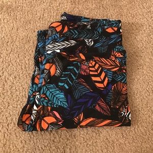 LulaRoe Feather Leggings