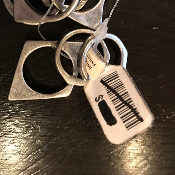 NWT Free People silver stackable rings - Picture 3 of 3