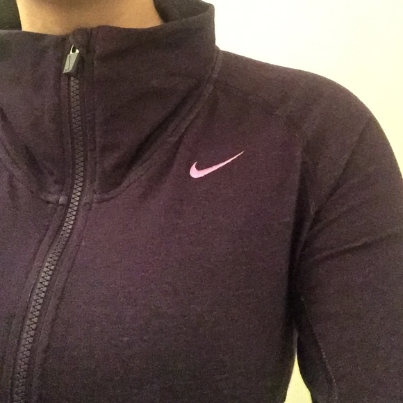 🔥final price🔥Nike drifit jacket with thumb holes