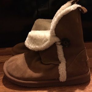 American Eagle Ugg Boots