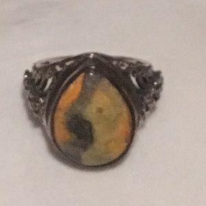 Bumble Bee 🐝 Jasper ring in stainless steel.