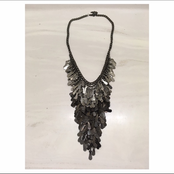 Long V necklace