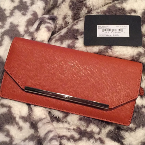 tumi thin wallet