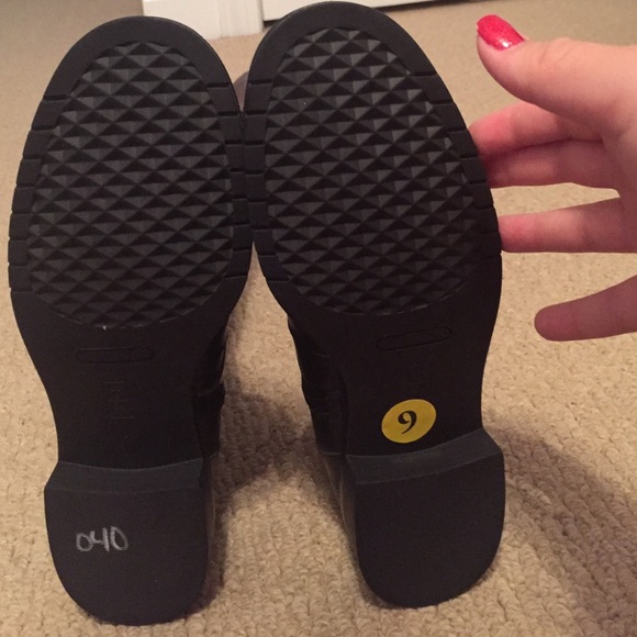 Aerosoles boots!! - Picture 3 of 4