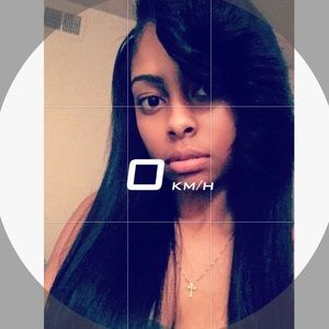 Meet your Posher, Taya