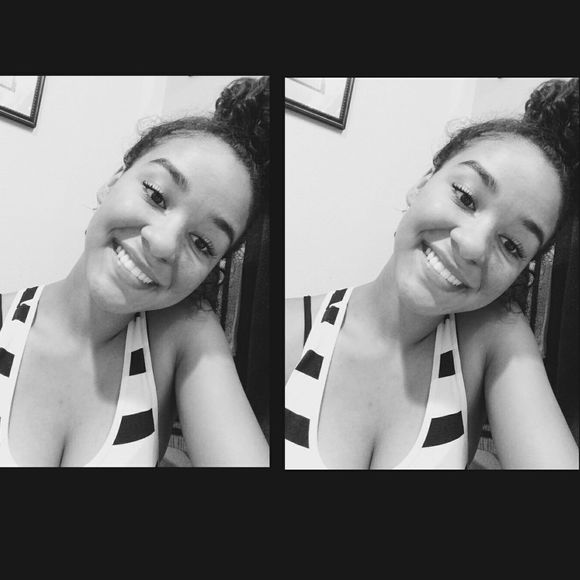 Meet your Posher, Clarice - Picture 1 of 1