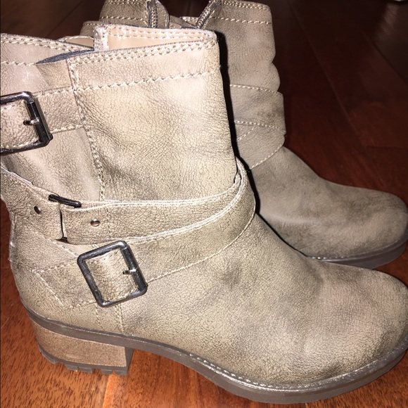 Grey booties - Picture 3 of 3