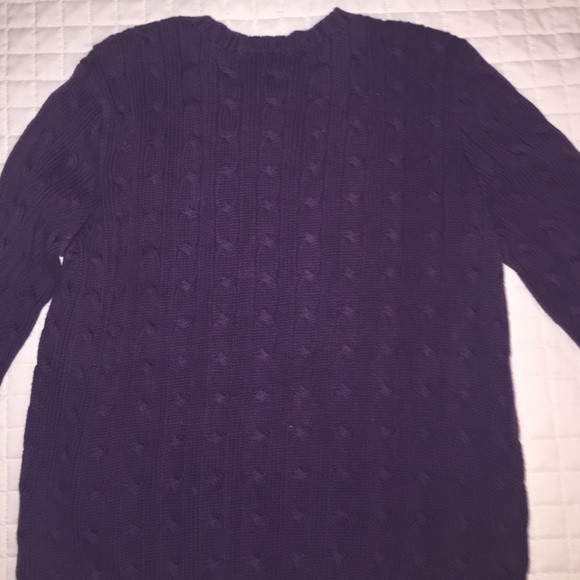 sweater - Picture 4 of 4