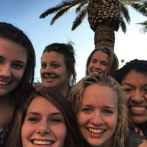 Meet your Posher, Rose