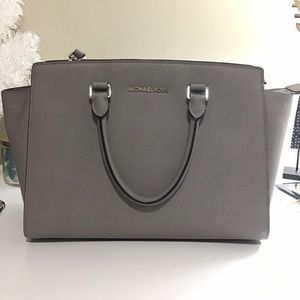 Authentic MK Large Selma Bag!
