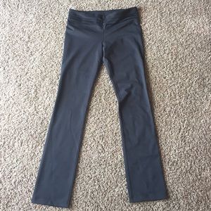 NWT || WMN'S UA StudioLux Quattro Straight Leg