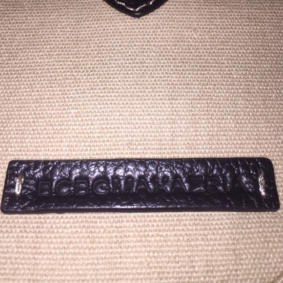 BCBG MaxAzria clutch - Picture 3 of 4
