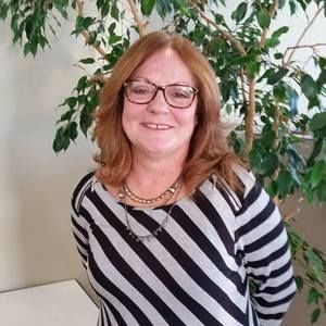 Meet your Posher, Diane