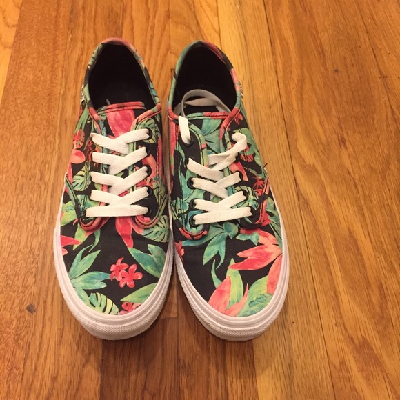 🌺final price -- Tropical vans