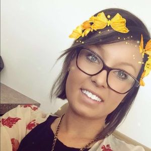 Meet your Posher, Madison