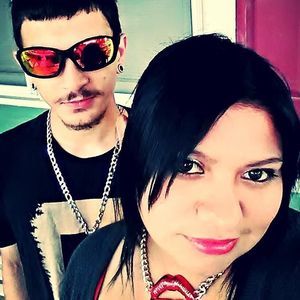 Meet your Posher, Mona