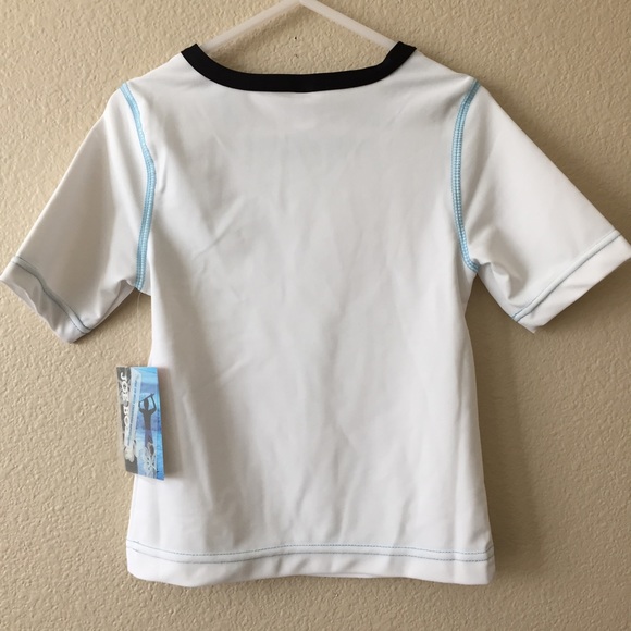 Beach Geo Rashguard Tee - Picture 2 of 3