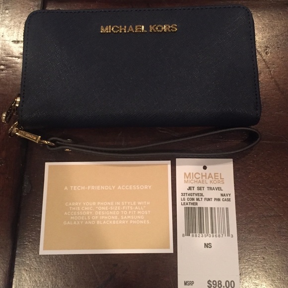 Michael Michael Kors Travel SmartPhone Wristlet
