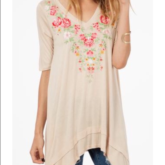 Embroidered Tunic - Picture 2 of 4