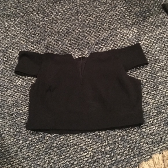 Off-the-shoulder crop top