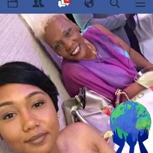 Meet your Posher, Anne