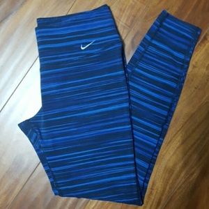 Nike dri fit legend leggings