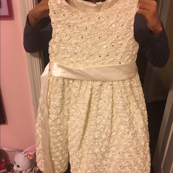 Cream rose dress AMERICAN PRINCESS never worn