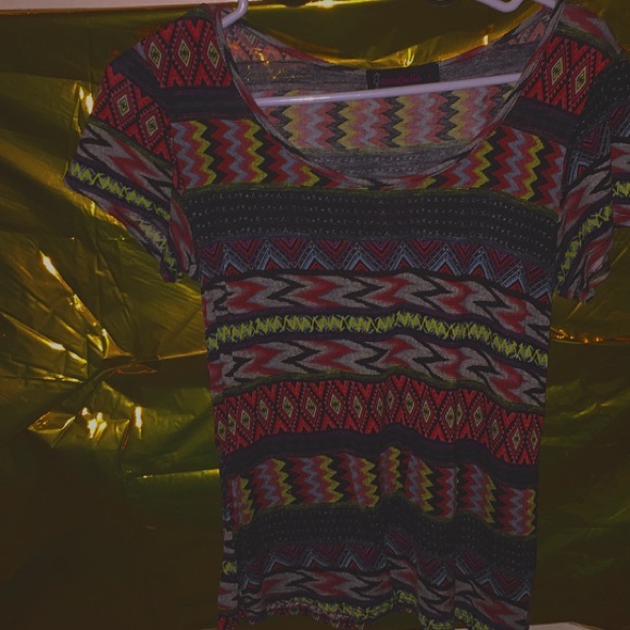 Multiple color print shirt