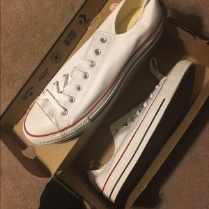 White converse sneakers