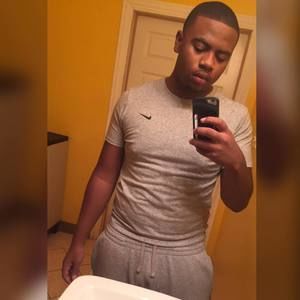 Meet your Posher, Dezion