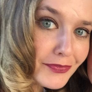 Meet your Posher, Shana