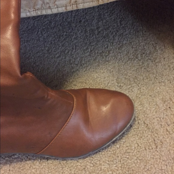 Tribal Brown Black Boots - Picture 3 of 3