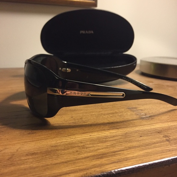 Authentic Prada Black Sunglasses - Picture 3 of 5