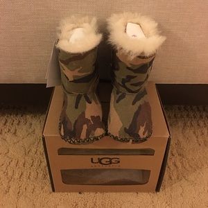 Infant Sz 4/5 Ugg Caden Camo Bootie