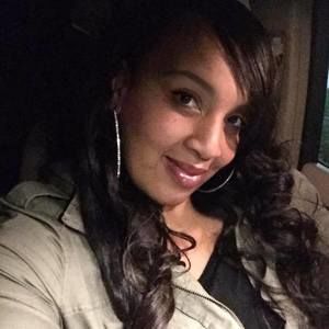 Meet your Posher, Adrienne