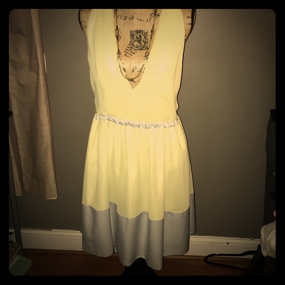 BCBGeneration Dresses & Skirts - Final Sale BCBGeneration open back dress