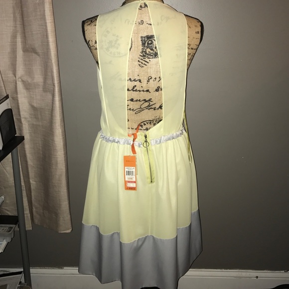 Final Sale BCBGeneration open back dress - Picture 2 of 4