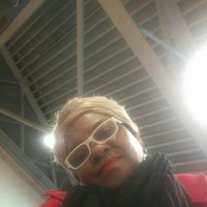 Meet your Posher, Michele