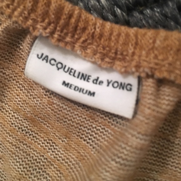 Off the Shoulder Tan Beige Top Medium - Picture 3 of 3