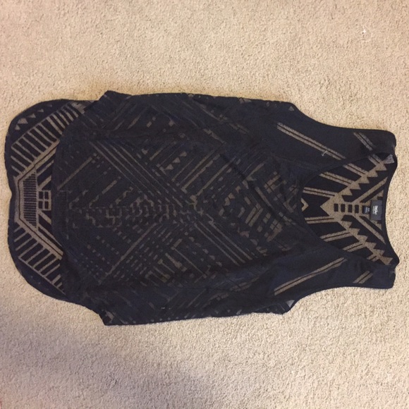 Tribal Tank - Picture 1 of 1